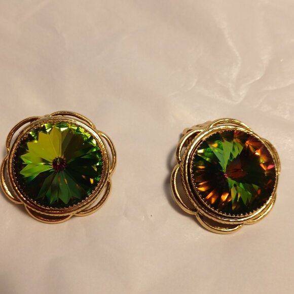 Vtg Whiting & Davis Watermelon Rivoli Heliotrope Rhinestone Clip Earrings 1 in - Picture 7 of 7